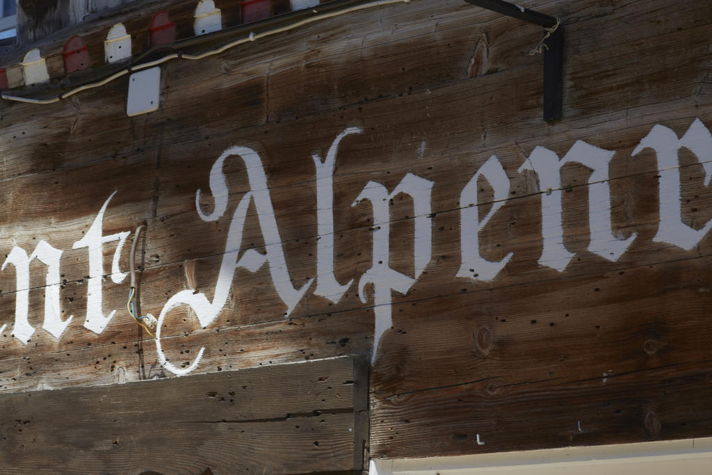 Alpenrose Gadmen - Gasthaus מראה חיצוני תמונה